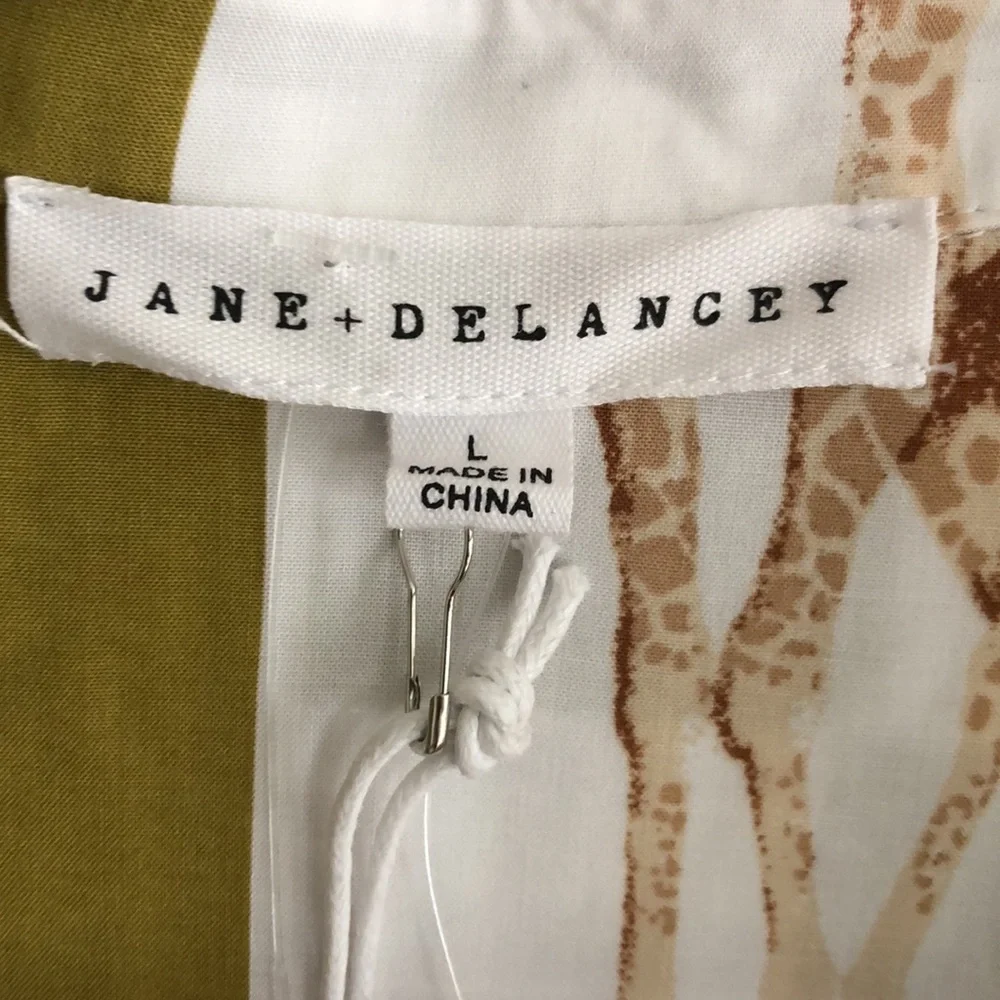Jane & Delancey Giraffe Print Checkered Shirt Blouse Top - Picture 4 of 9